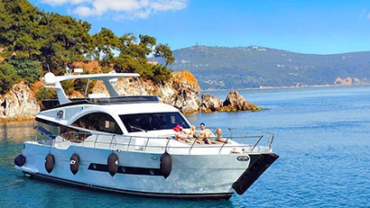 Istanbul Private Boat: Un Viaje de Lujo en la Serenidad del Mar