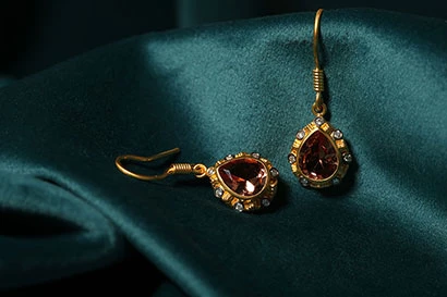 Precious Stones and Elegance: Exclusive, Luxury Shops, and Boutiques Preferred by Celebrities in Istanbul.