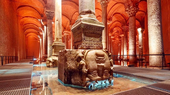 Basilica Cistern