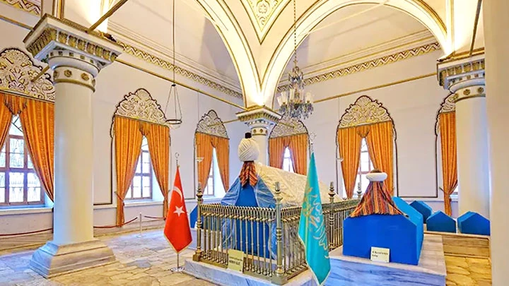 Tour de Orhangazi y tumbas en Bursa